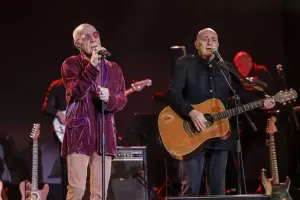 MFÖ Bakıya gəlir!