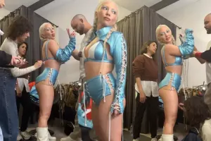 Ecenin bu paltarı müzakirə yaratdı