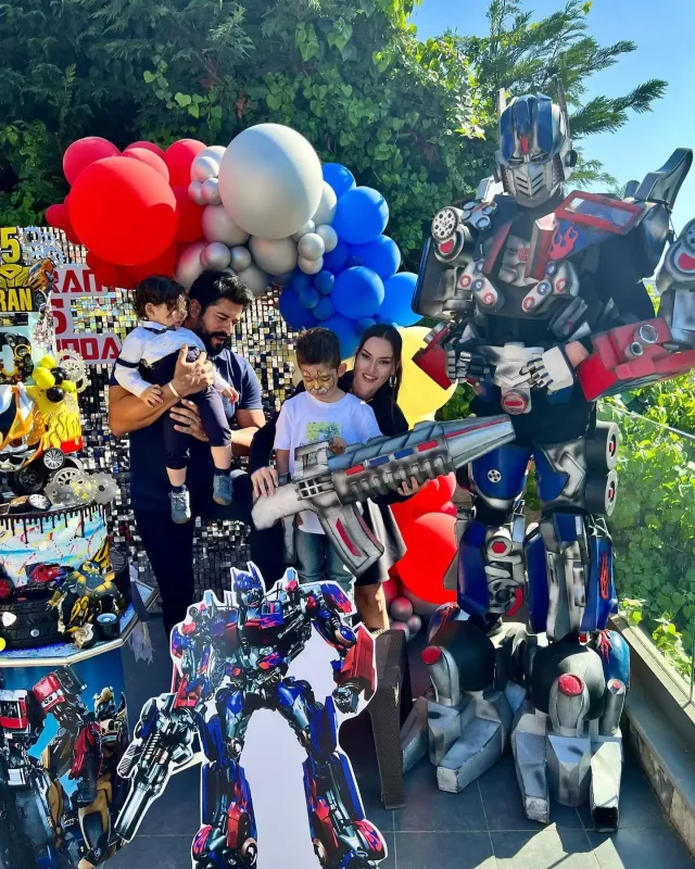 Burakla Fahriyenin oğlu 5 yaşında