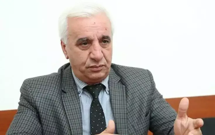 Xanəndə işinə qayıtmaq üçün çağırış etdi