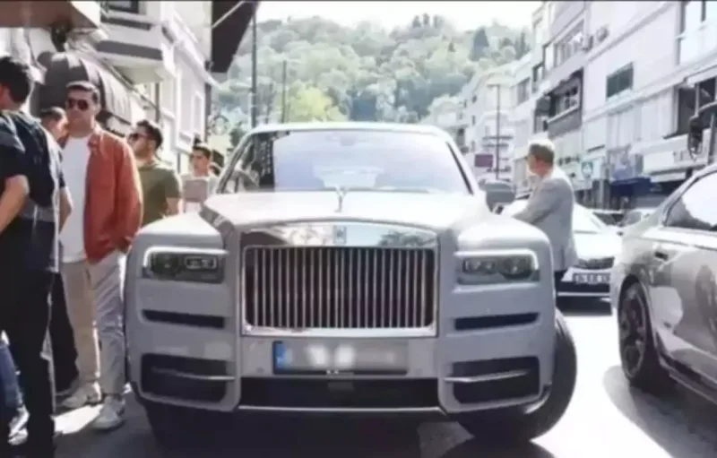 Arda xanımına 4 milyona maşın aldı