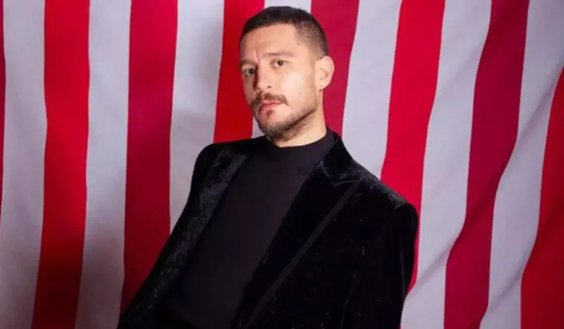 Gündəm olan fotolardan sonra açıqlama yaydı