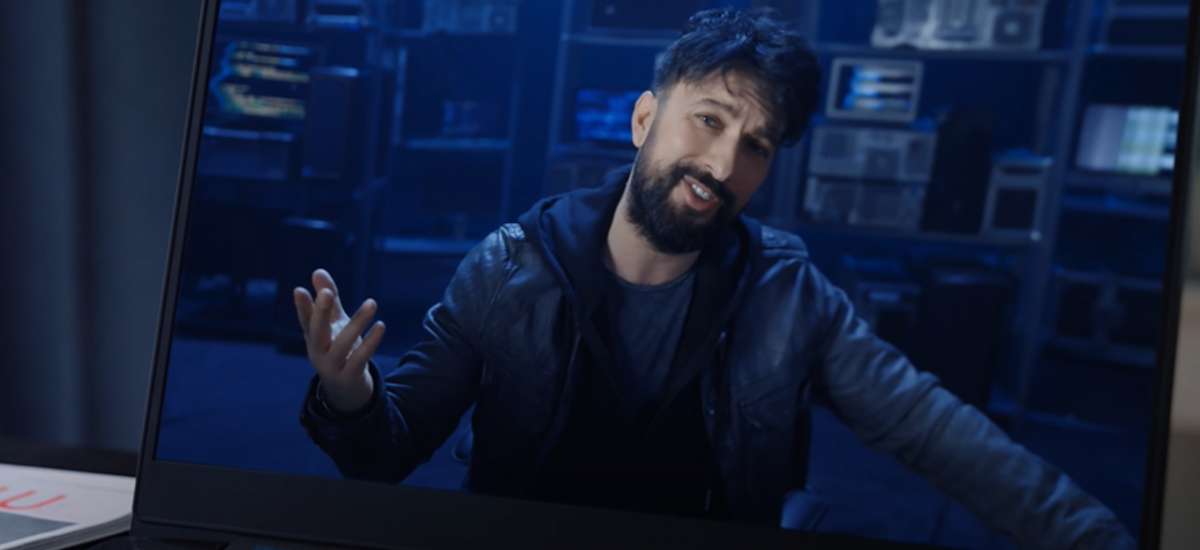 Tarkan bu dəfə dünya trendində