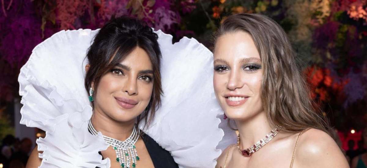 Priyanka və Serenay bir arada