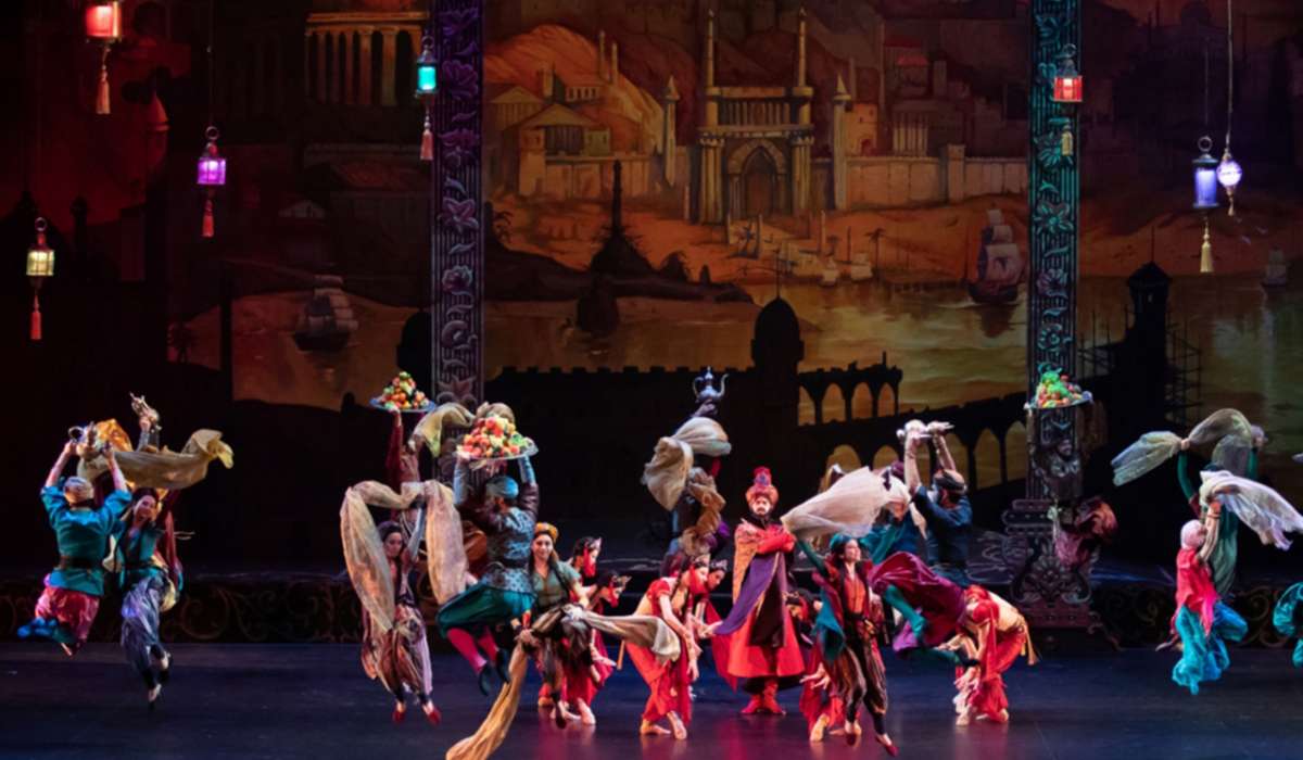 “1001 gecə” baleti “Mariinski” teatrının səhnəsində
