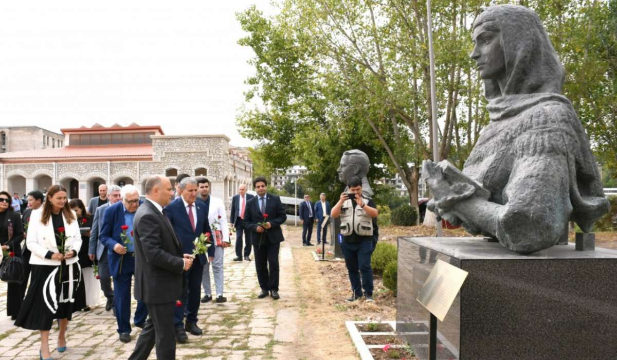 Şuşada “Məclisi-üns” ədəbi məclisinin toplantısı keçirildi