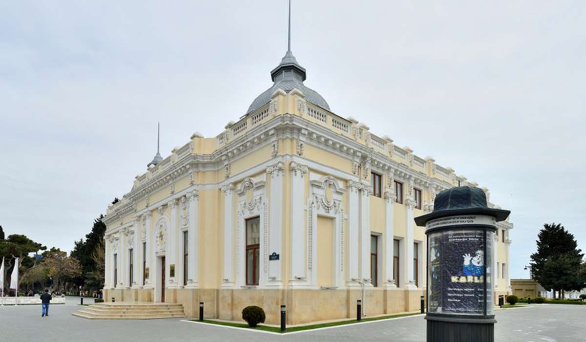 Kukla Teatrında yoxlamalar dayandırıldı