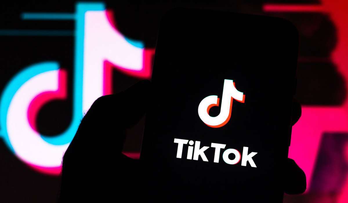 Avropa Komissiyasının üzvlərinə TikTok qadağan edildi