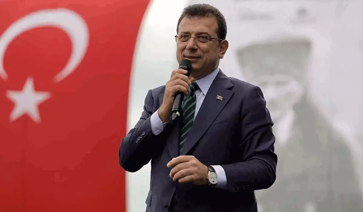 Ekrem İmamoğlu Bakıya gəldi