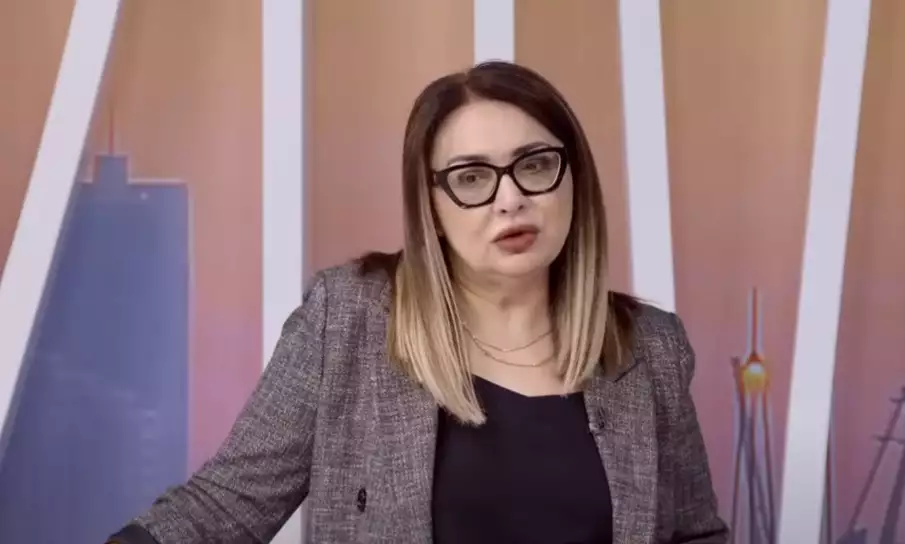 “Yenilik özü ilə çör-çöpü aparır, yerində gözəl olan qalır”