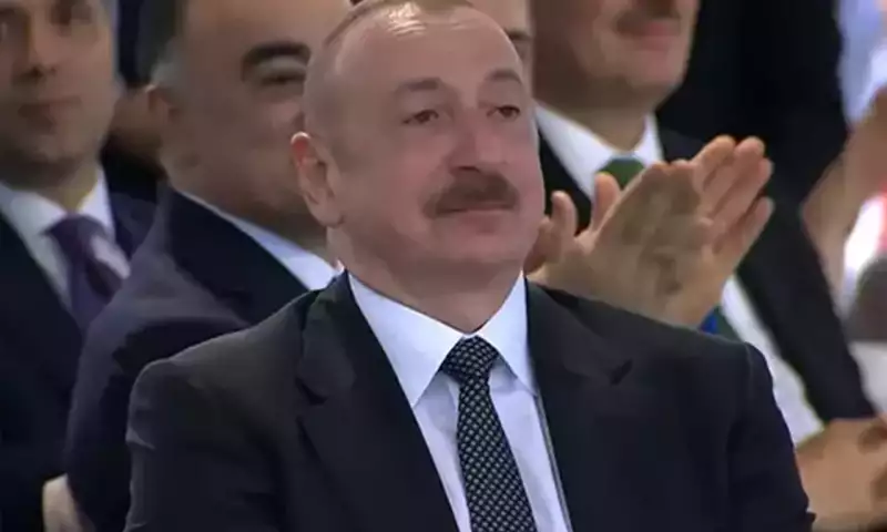 Laçında Prezidenti kövrəldən ifa - Video