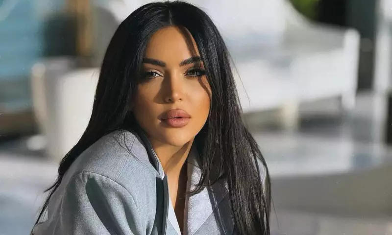 “Sənətimə "bayağı" deyən qələt edir”