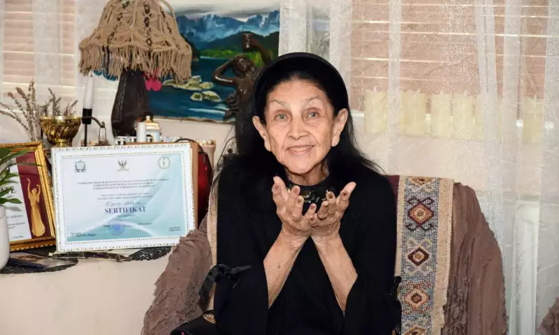 Xalq artistindən qızlara oğlan rəqslərinin öyrədilməsinə etiraz!