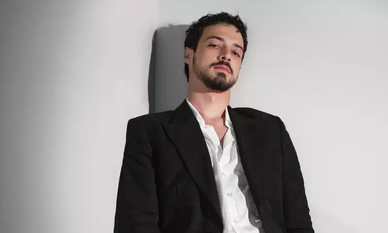 “Evə icra işçisi gəlirdi, kompüterimi gizlədirdim”