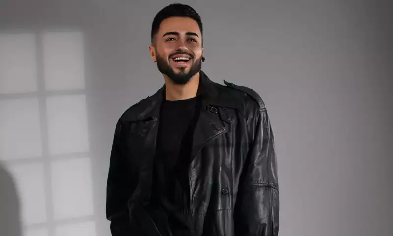 Elvin Babazadə özünə ad günü etdi - Video