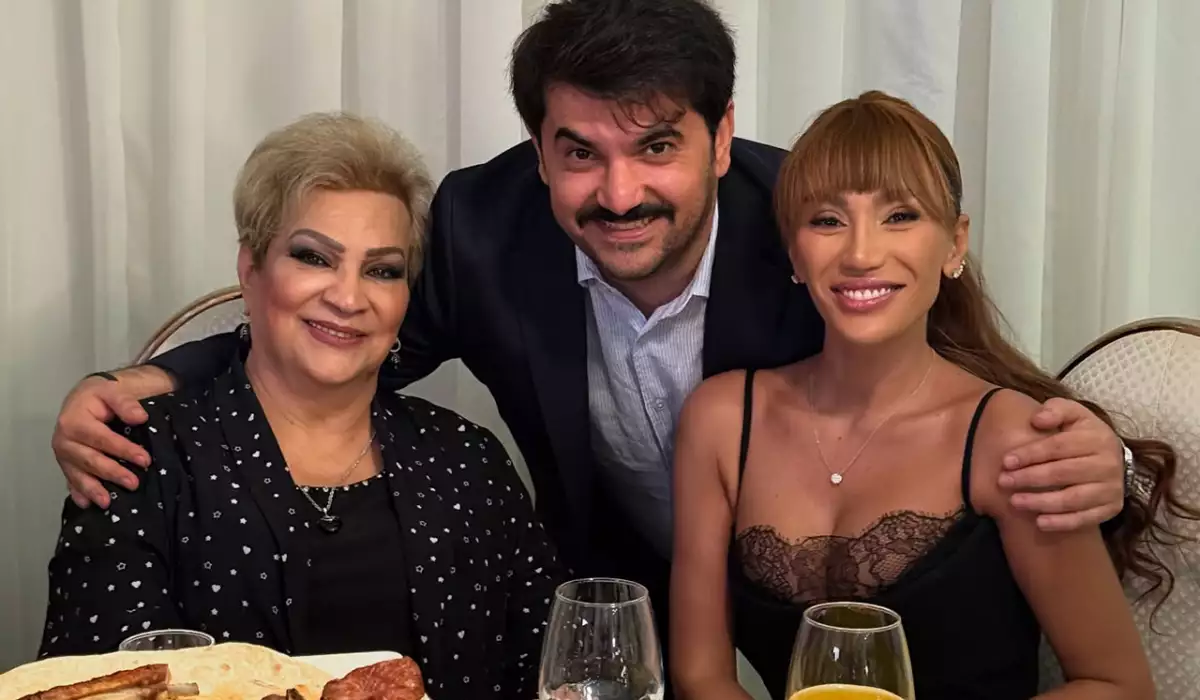 Bir araya gəldilər...