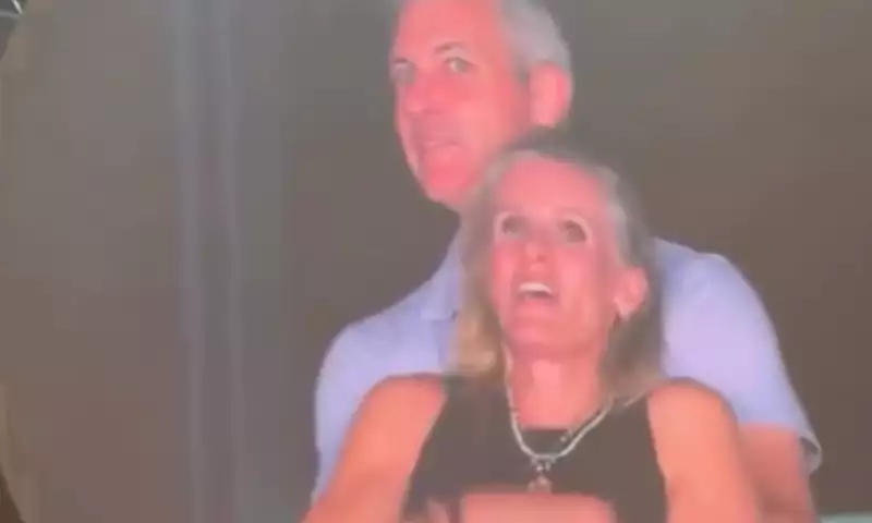 Xəyanət konsertdə üzə çıxdı