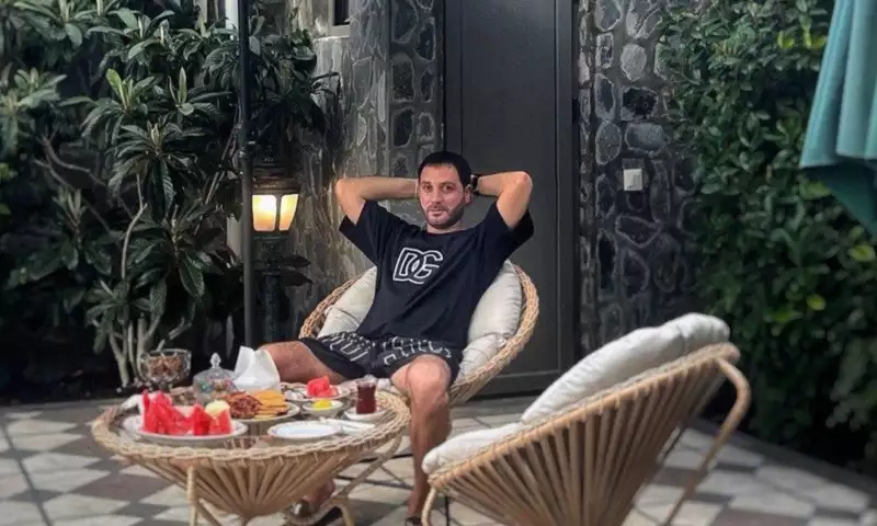 Rəsul Şəkidəki evini göstərdi