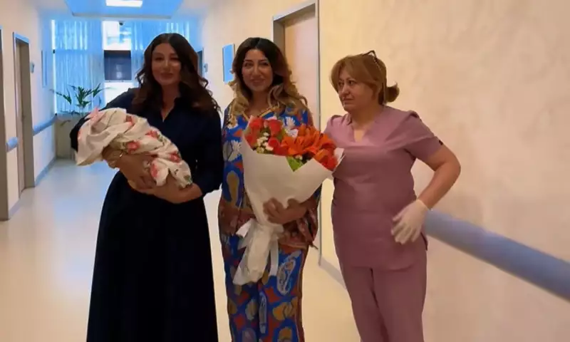 Dilarə Əliyeva qızı və nəvələri ilə!