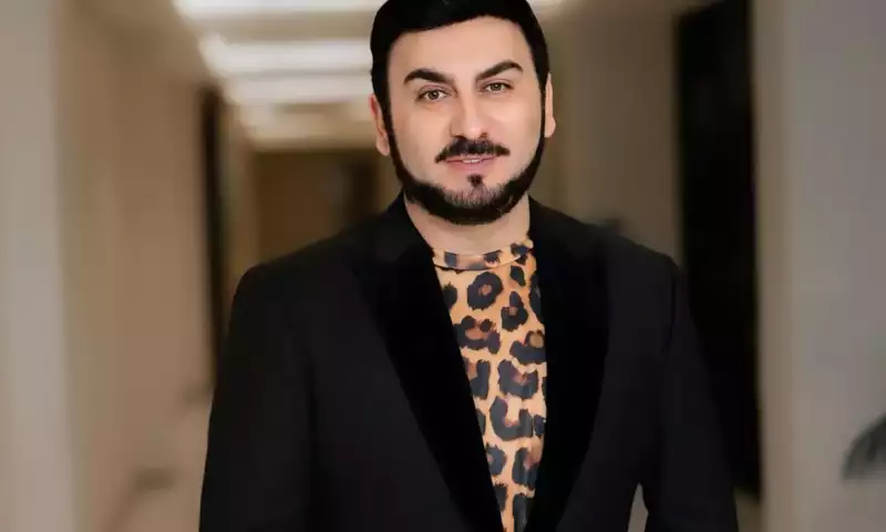 “Guya iki yüz manat verib iki uşağa forma alıblar”