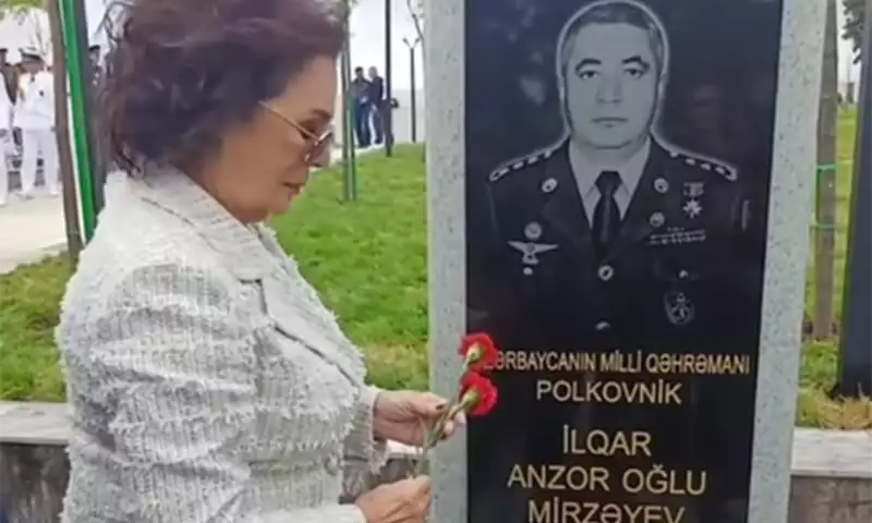 Hülya Koçyiğit də Memorial Məzarlığını ziyarət etdi