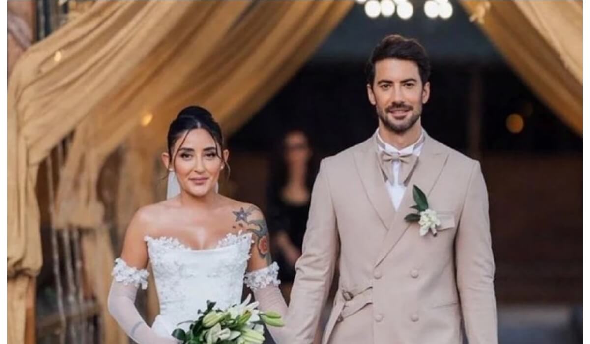 Melek Mosso boşanır