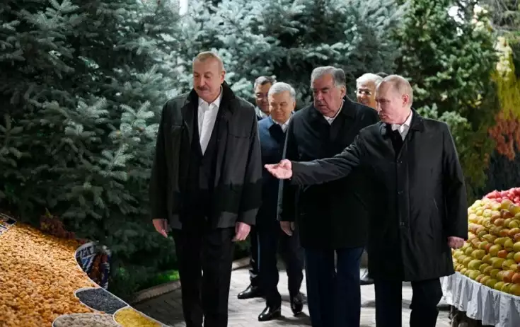 Prezident qeyri-rəsmi şam yeməyində…