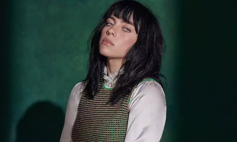 Billi Ayliş hücuma məruz qalıb